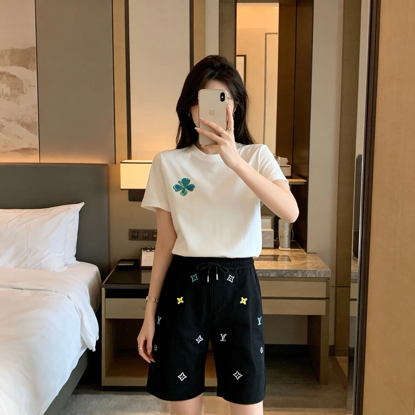 Louis Vuitton/Louis Vuitton 26ss colorful presbyopic embroidered shorts